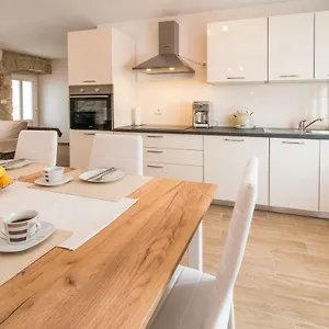 Apartment Tara, Vrbnik